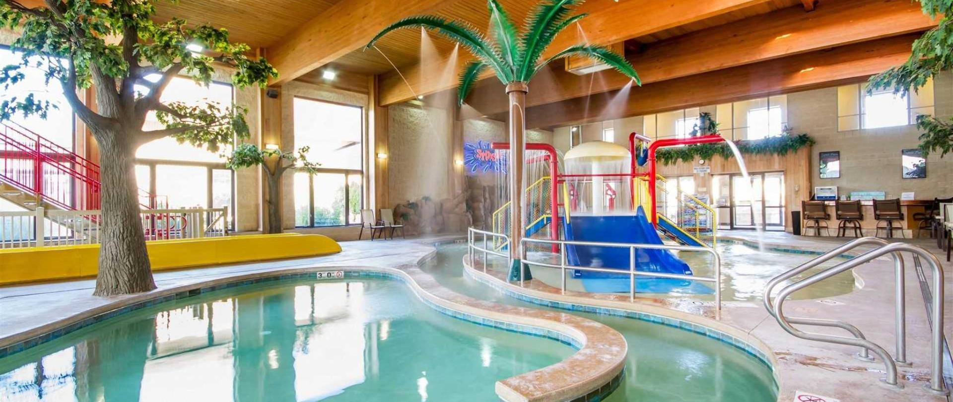 wi031pool2.jpg.1920x0.jpg